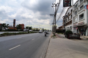 BB077-018