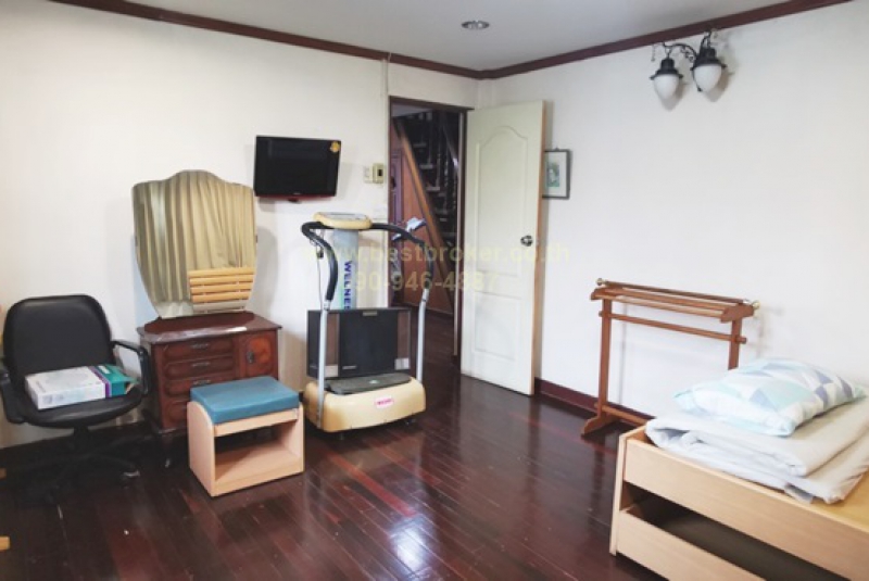 มบ.เรือนทอง3 โชคชัย4ซ.20แยก6_๒๒๐๓๑๐_13