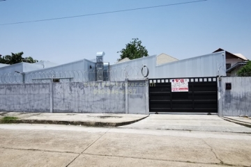 ขาย ที่ดิน พร้อมโกดัง เนื้อที่ 206 วา ทำเลดี ใกล้ทะเลสาปเมืองทอง
