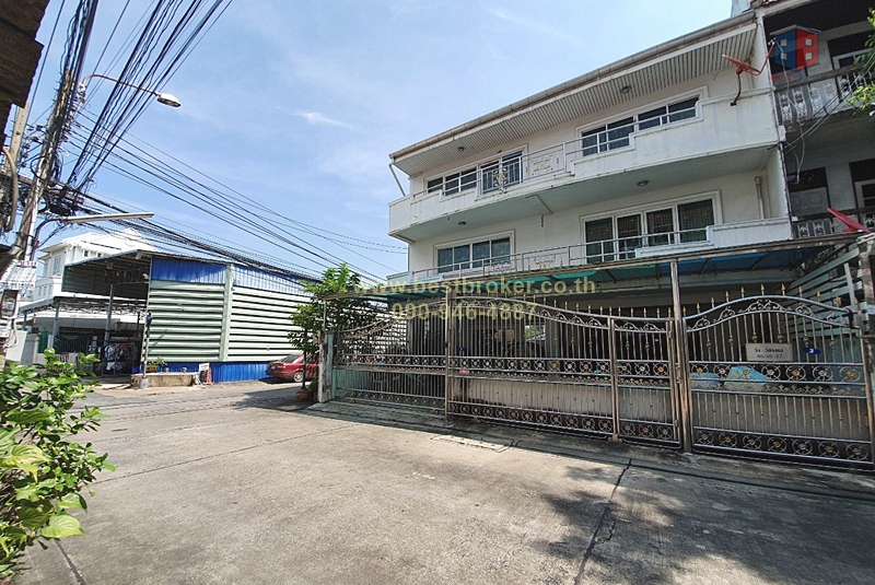 BB032_ทาวน์โฮม54วา3ชั้น6นอน7น้ำ_๒๐๑๑๑๐_3